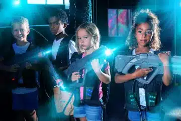 Découvrez les jeux amusants du Laser Empire Bowling Strasbourg pour les enfants